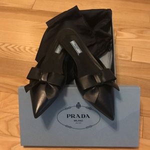 PRADA BLACK LEATHER BOW MULES 40.5 NIB